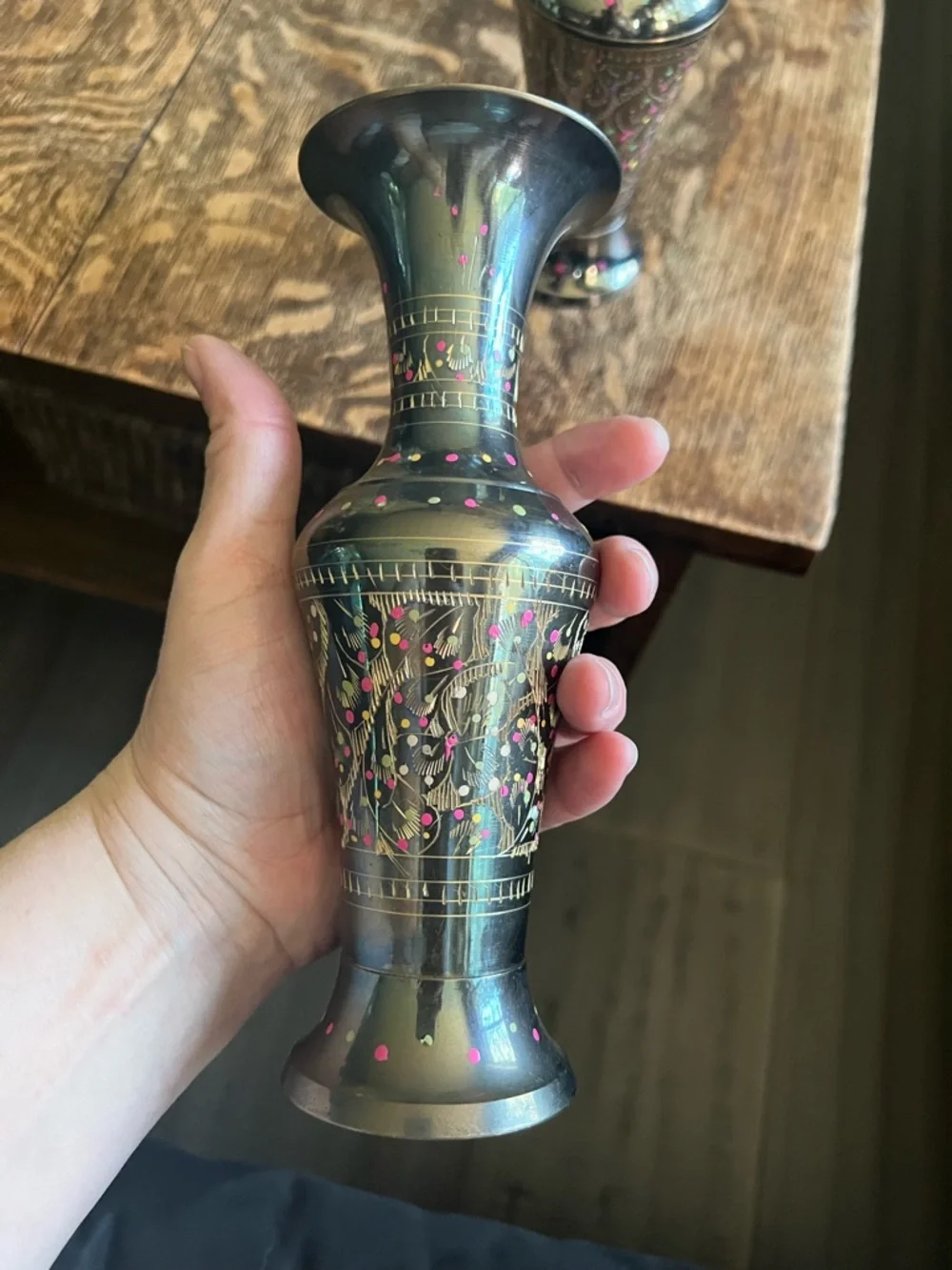 Vintage hand etched brass vases- 3 - Picture 7 of 7